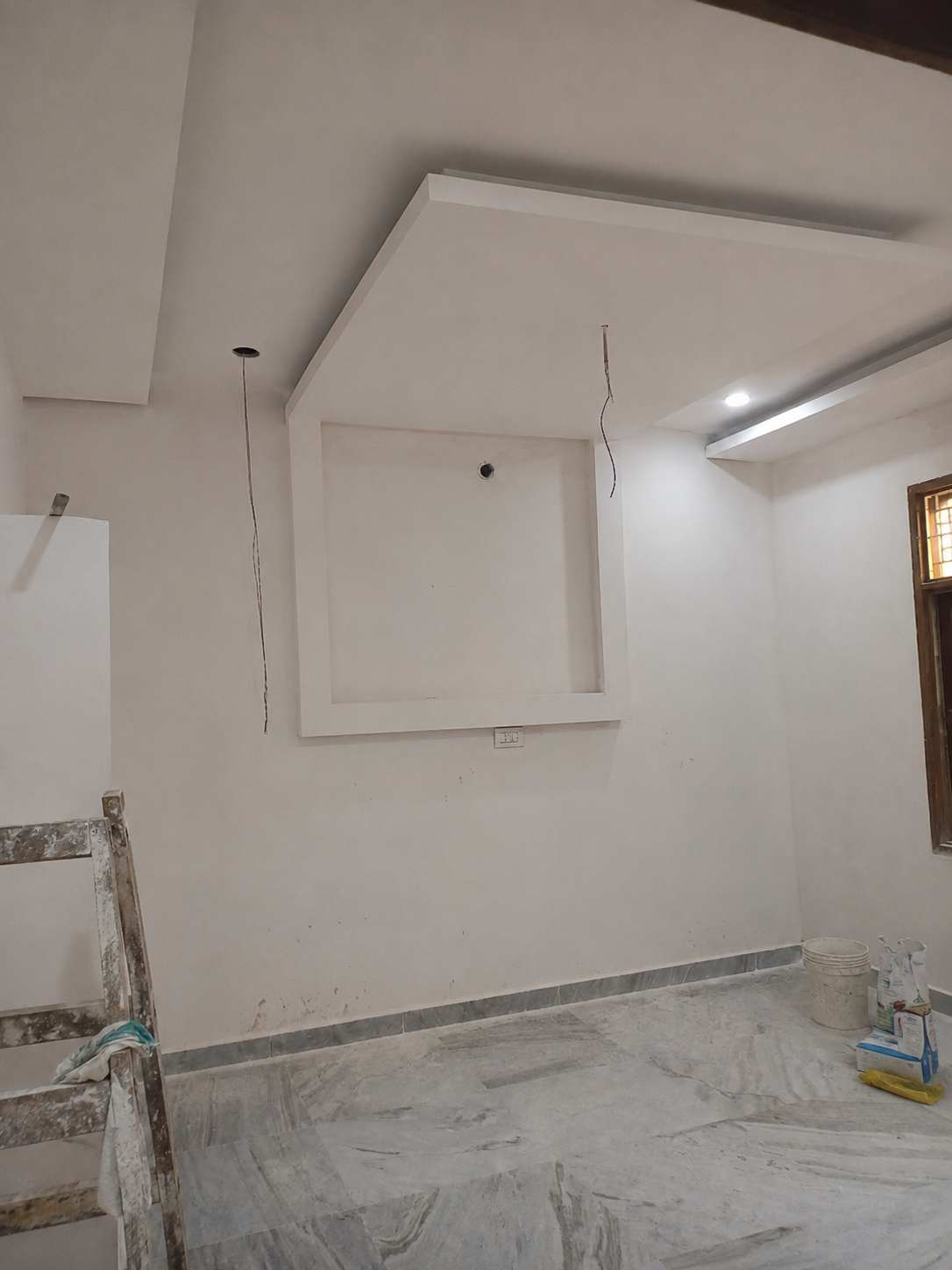 Purple Feature Wall Painting & Ceiling LED Finishing — extra site photo 1
